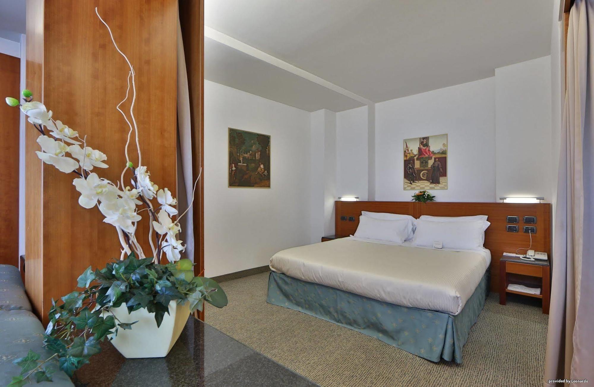 Albergo Roma, BW Signature Collection Καστελφράνκο Βένετο Εξωτερικό φωτογραφία